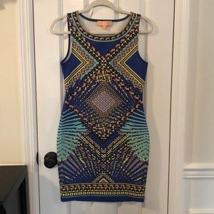 Sleeveless geo print dress